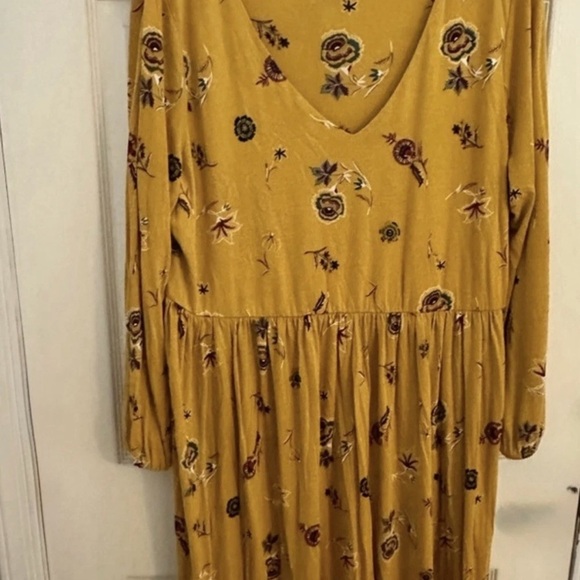 Old Navy Yellow Floral Long Sleeve Dress - Picture 3 of 6